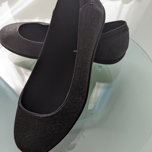 Ballet flats, NWT, charcoal black, 8ww, in every story. - Picture 8 of 15